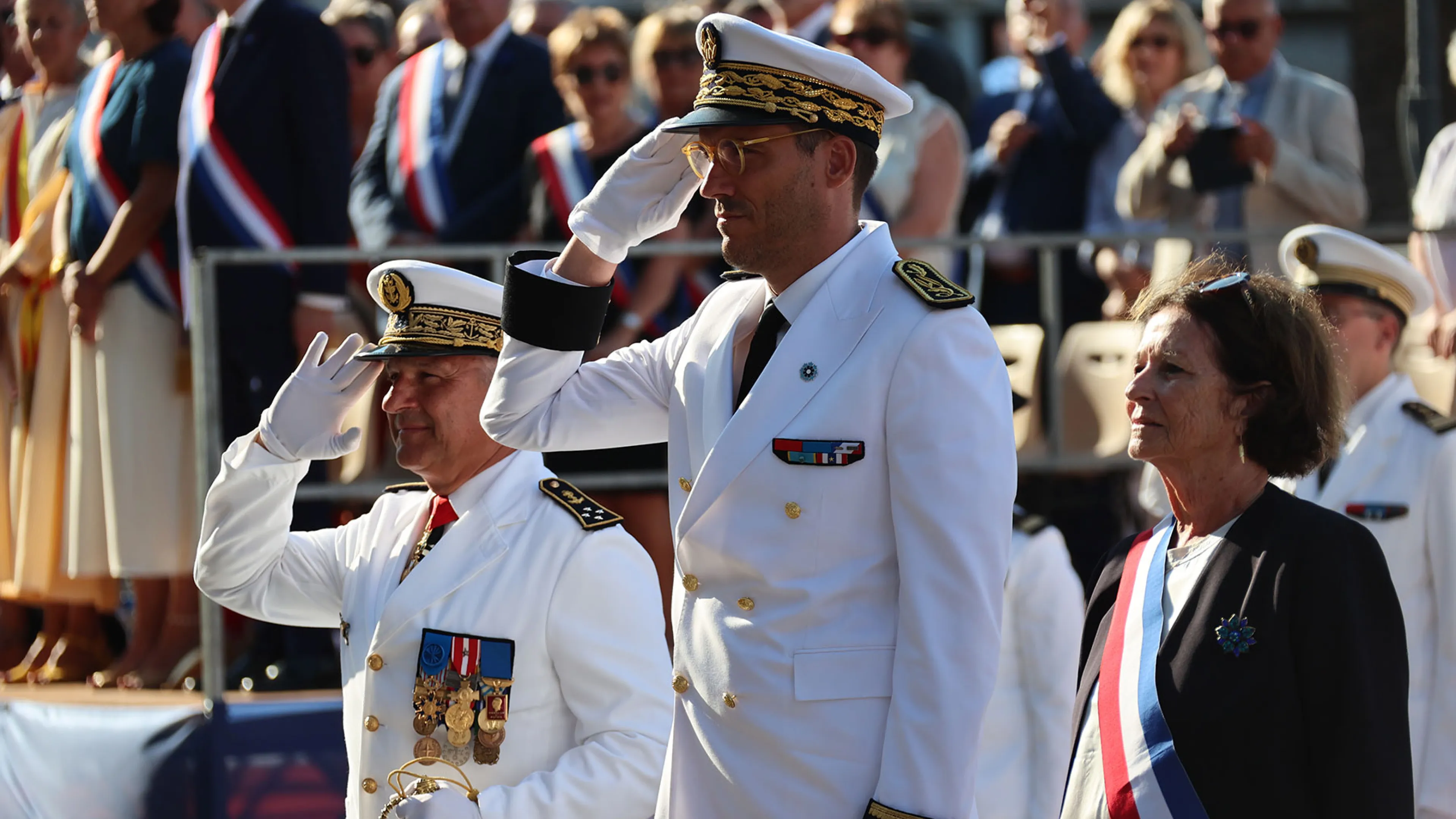 Sont présents sur la photo, Josée Massi maire de Toulon, Simon Babre préfet du Var et Christophe Lucas, préfet maritime de la Méditerranéeet C