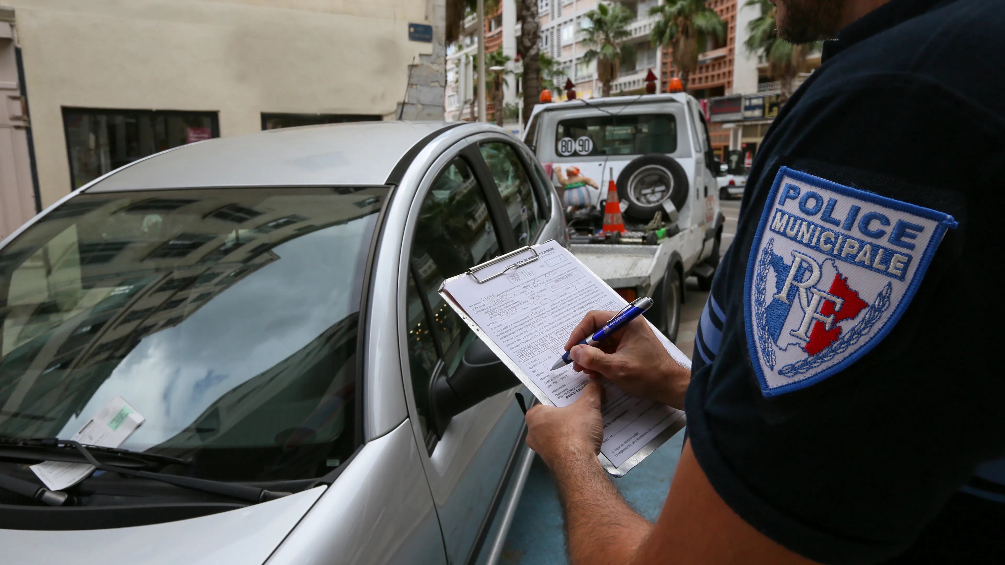 Enlèvement voiture fourrière