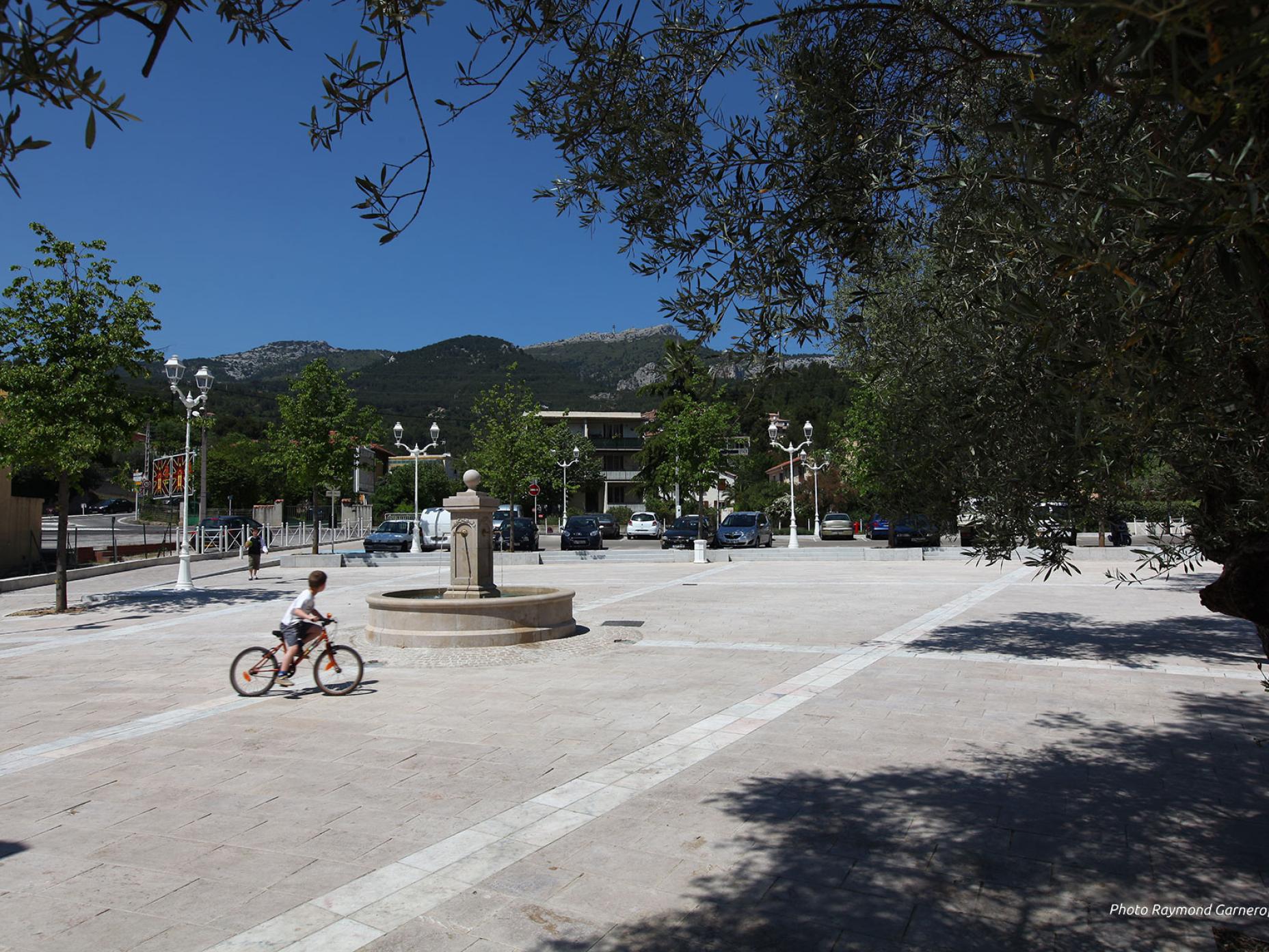 La place Eric-Hardoin (AP)