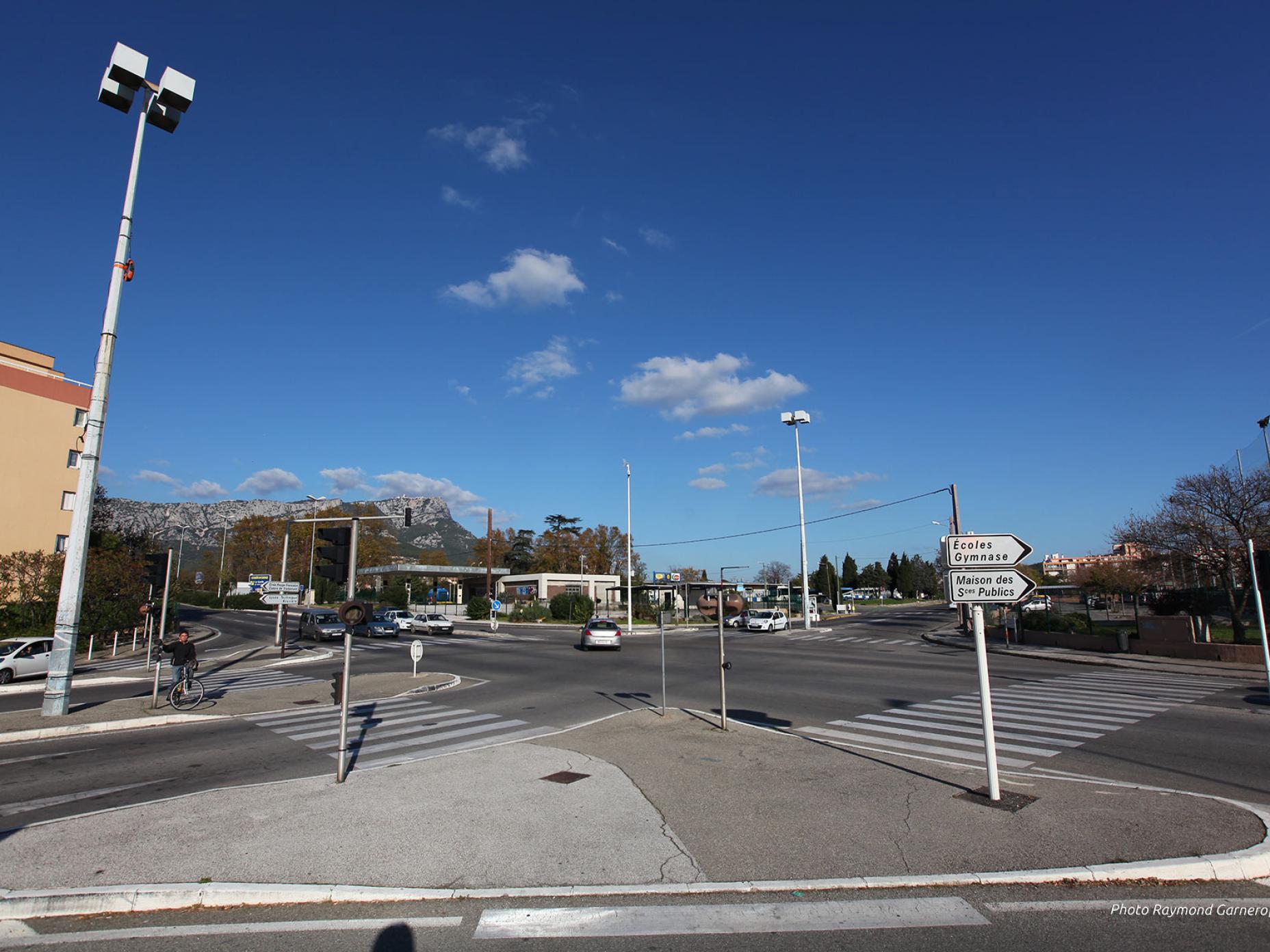 Rond point des Armaris (AV)