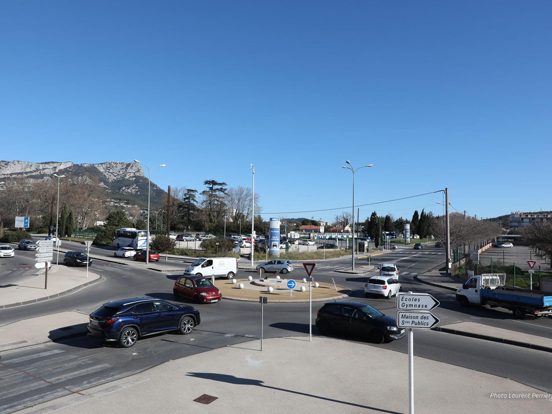 Rond point des Armaris (AP)