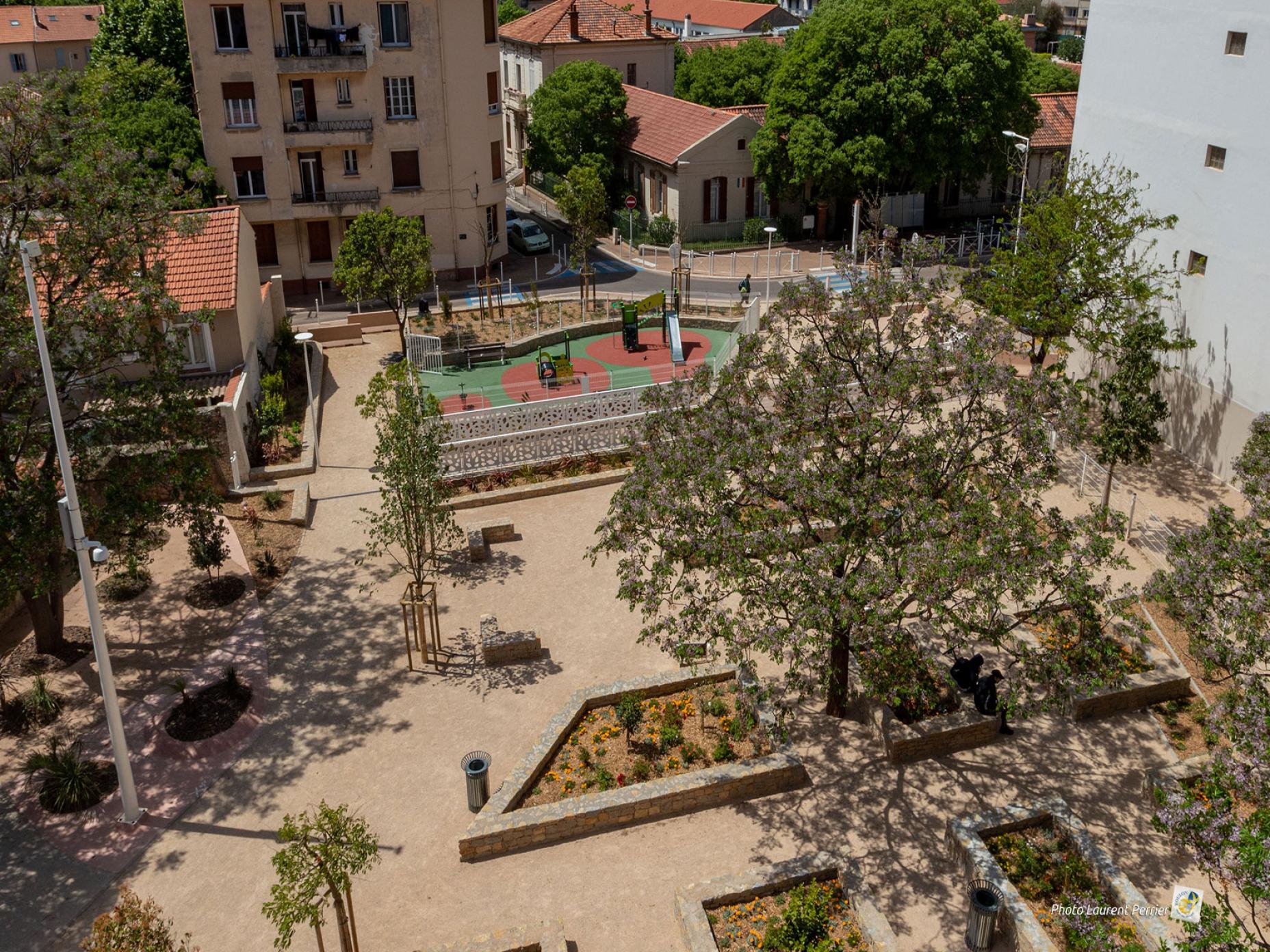 Le square Barthélémy (AP)