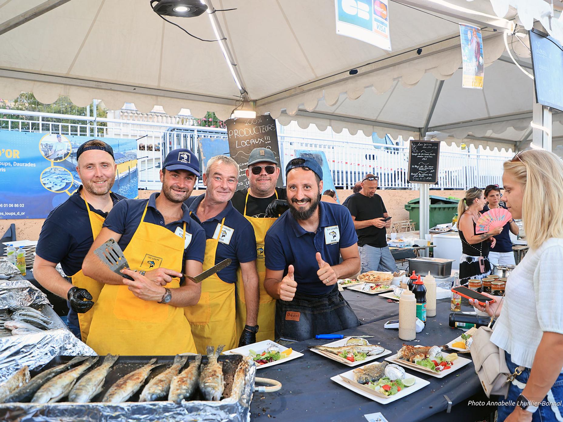 photos du stand des pêcheurs lors de la Nuit des Pêcheurs