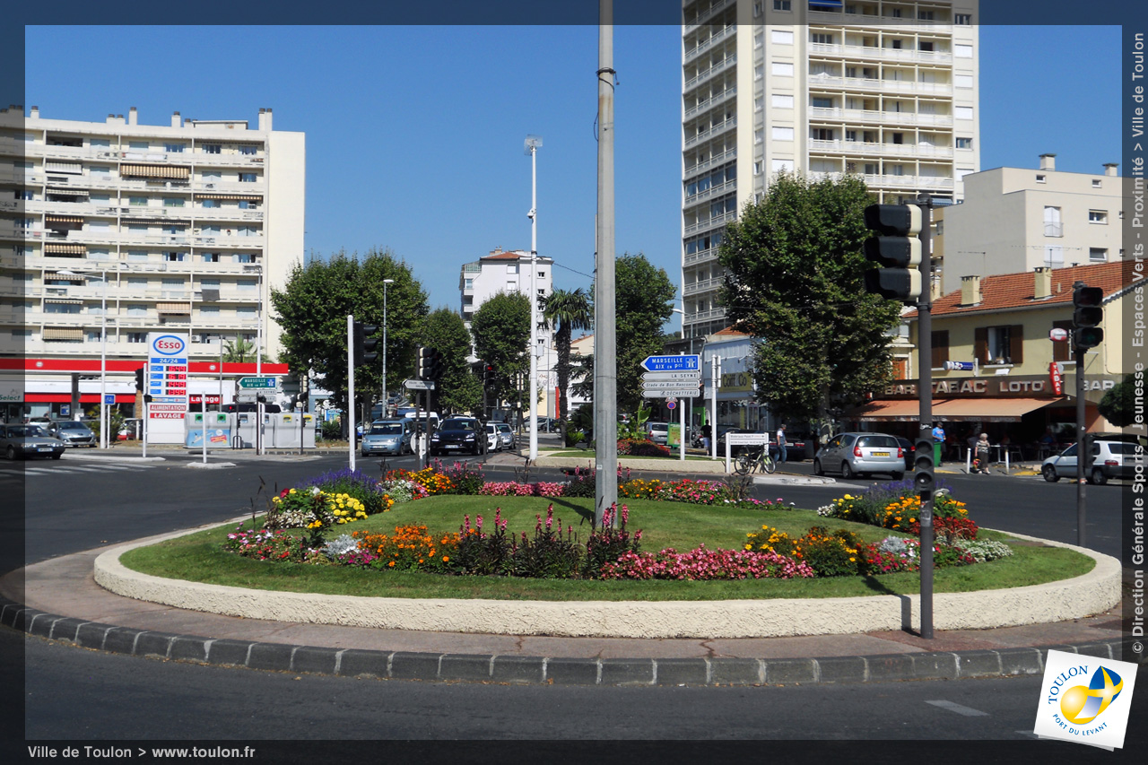 Rencontre femme cheveux tres courts